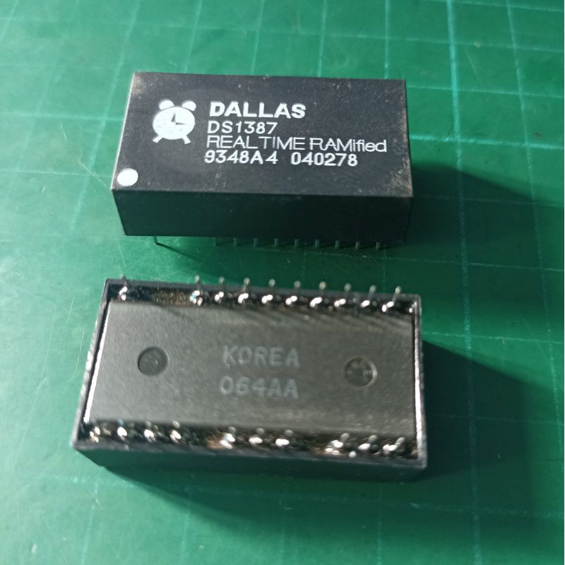 Jual IC DS1387 Real Time Clock Dallas harga 2pcs sesuai foto | Shopee ...