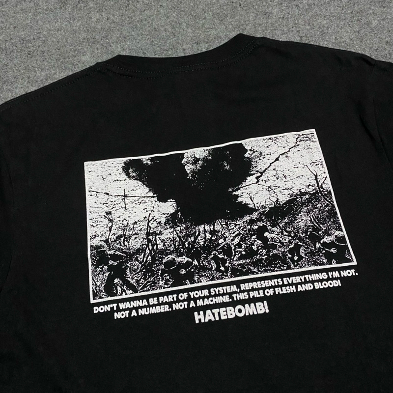Jual Official Merch Discharge | Shopee Indonesia