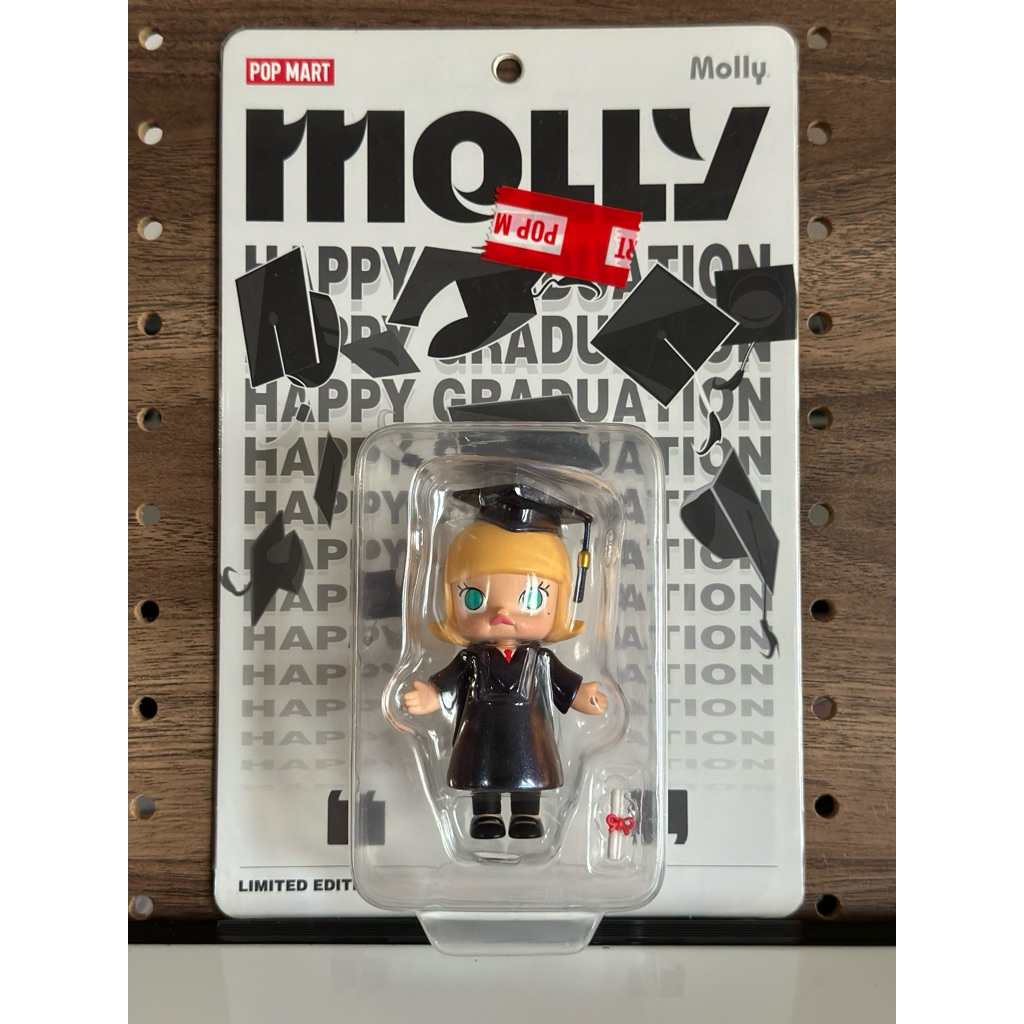 Jual Pop Mart Molly Graduation blister | Shopee Indonesia