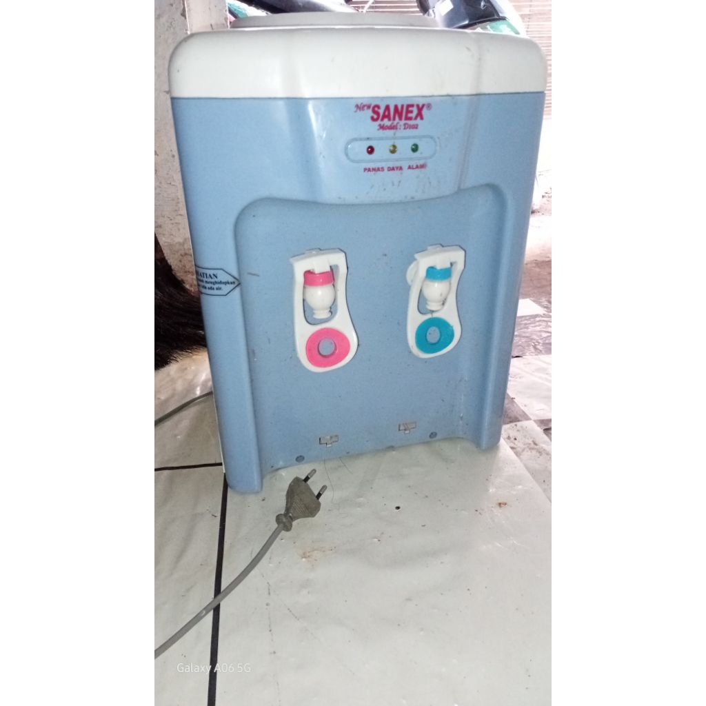 Jual Dispenser Bekas Layak Pakai | Shopee Indonesia