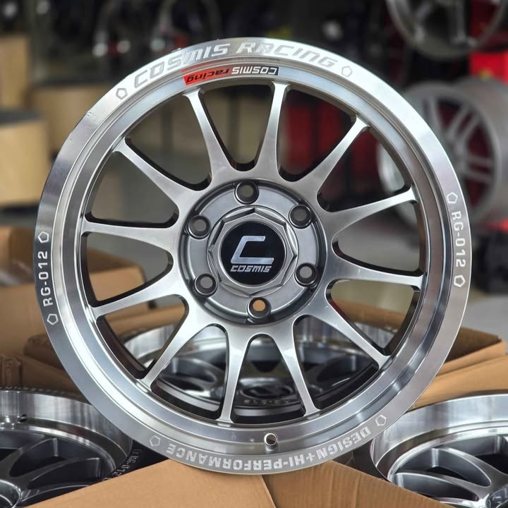 Jual Velg Cosmis Ring 18 Pcd 6x139 Lebar 9 Et 0 Warna Hyper Black Lip ...
