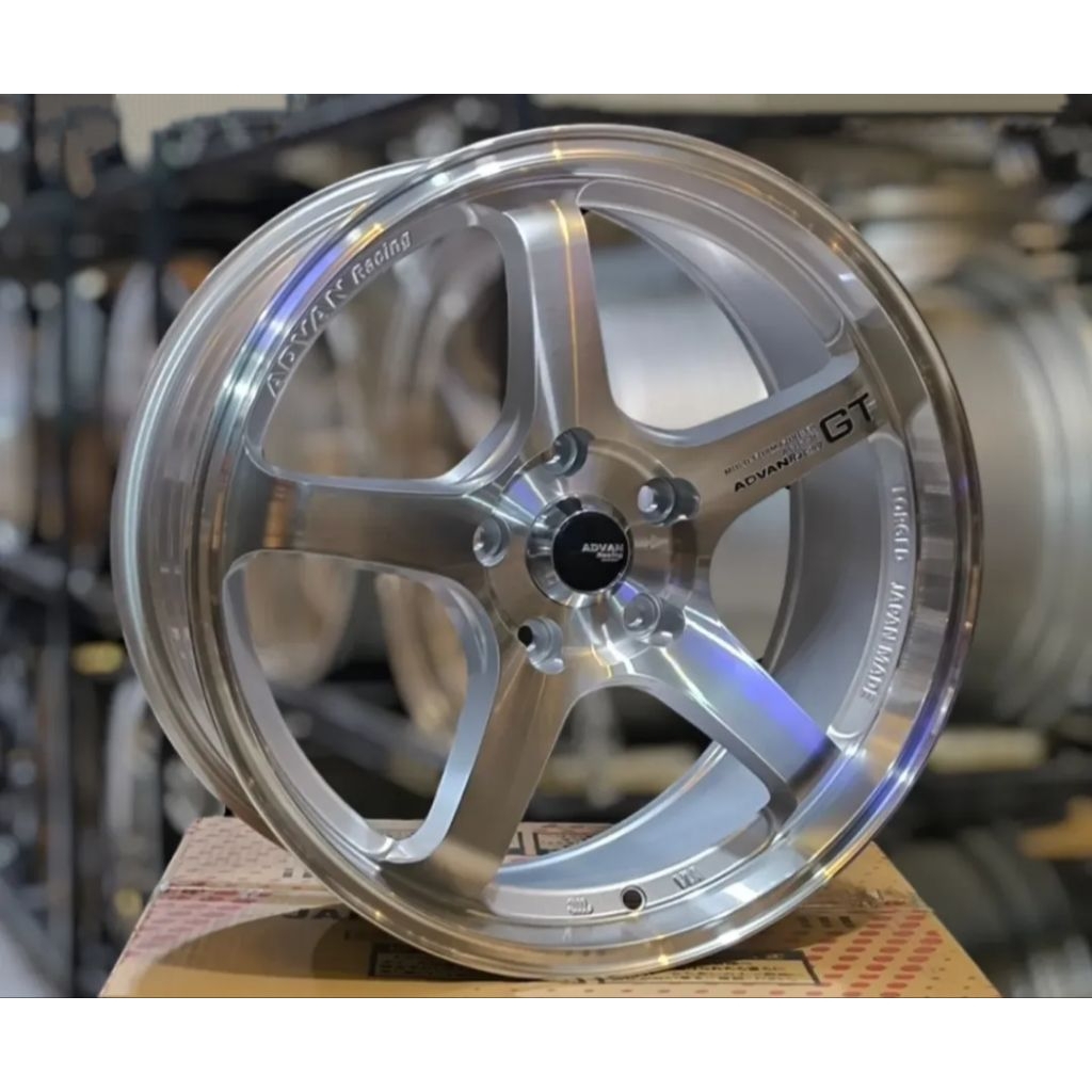 Jual velg mobil r17 ADVAN GT LEBAR 7,5 ET 38 velg racing ring 17 sangat ...
