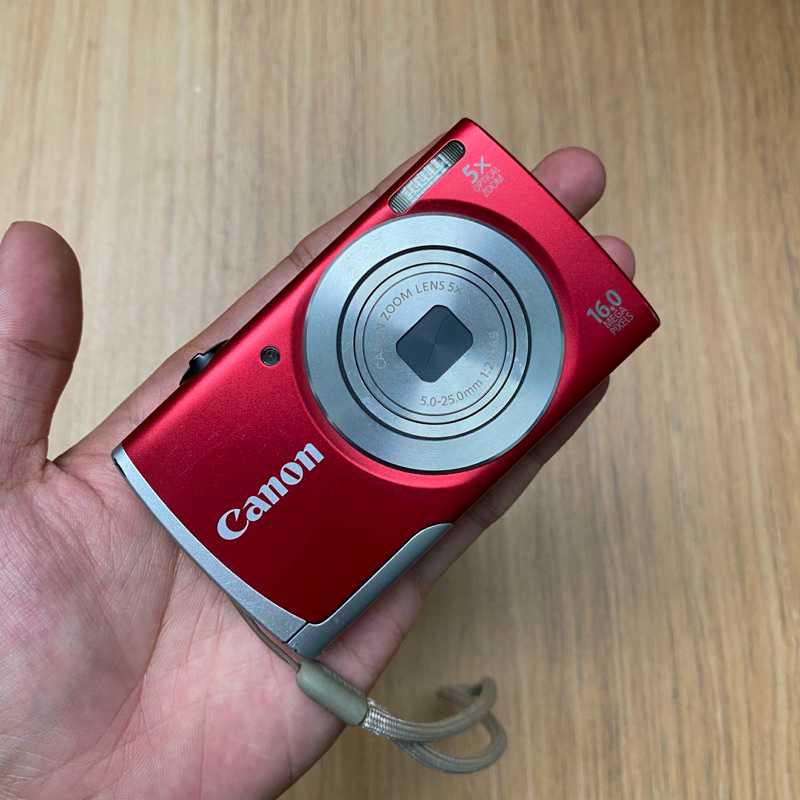 Appareil photo vintage canon noir comme neuf avec boite