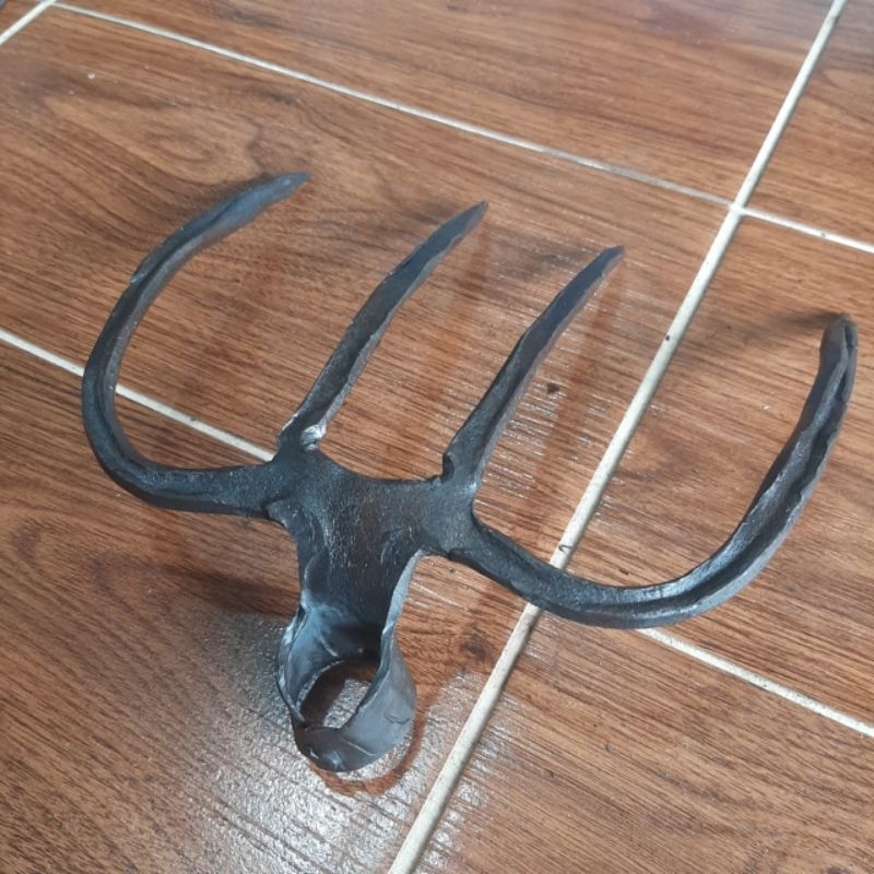 Jual garuk/gacok jerami/sampah bahan besi tempa | Shopee Indonesia