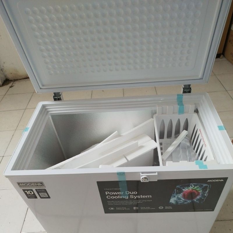 Jual FREEZER BOX MODENA 200LITER MD0211AWH | Shopee Indonesia