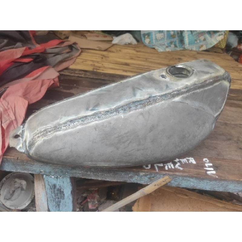 Jual Tangki Yamaha trail jadul tangki Yamaha TY 125 tangki vintage ...