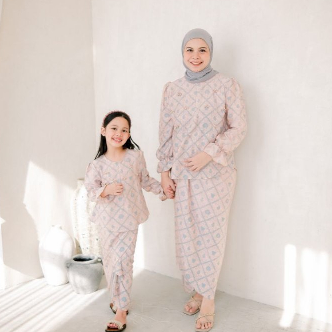 Jual Bekids - One Set Batik Rok Lilit dan Atasan Ibu Anak 3-12 tahun ...