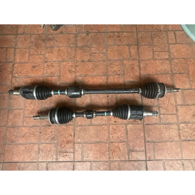 Jual As roda CV joint drive shaft toyota kijang innova zenix kiri kanan ...