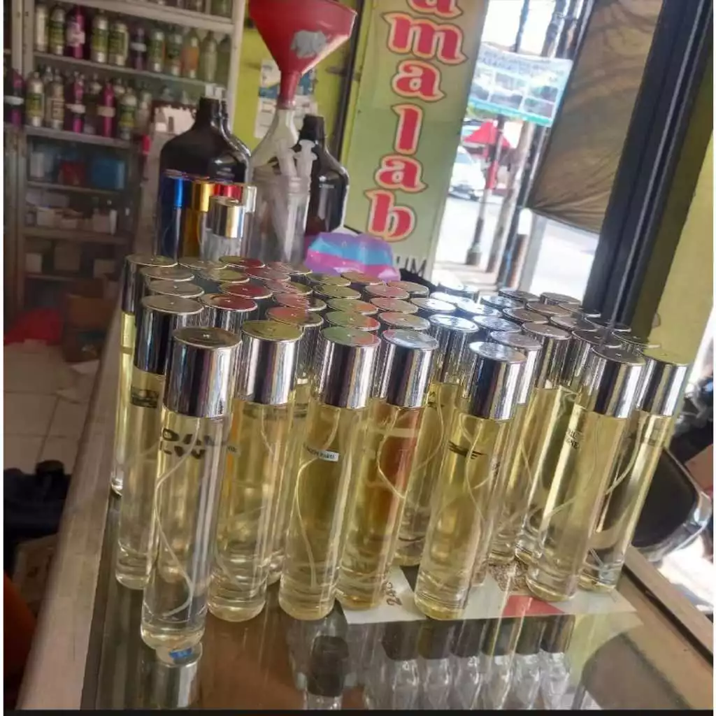 Parfum Refill Unisex 50ml Wangi Tahan Lama