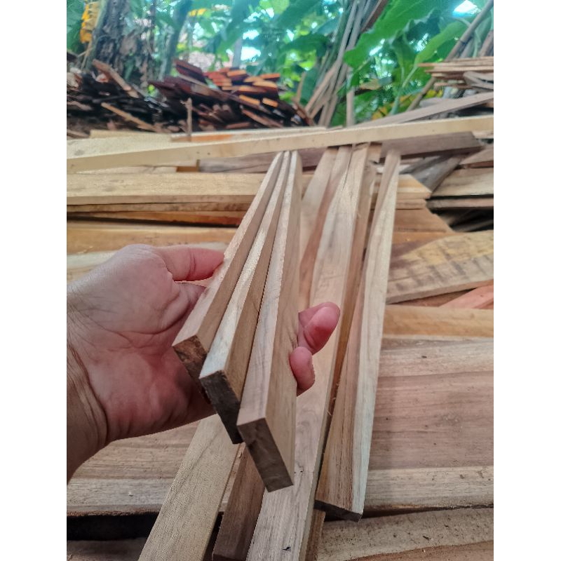 Jual List/Reng kayu jati perhutani serut halus ukuran 3×1,1 ikat isi ...
