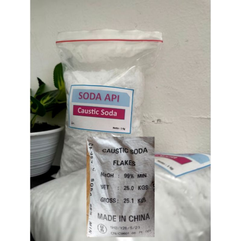 Jual Soda api/Caustic soda Solusi saluran tersumbat 500gr/1kg | Shopee ...