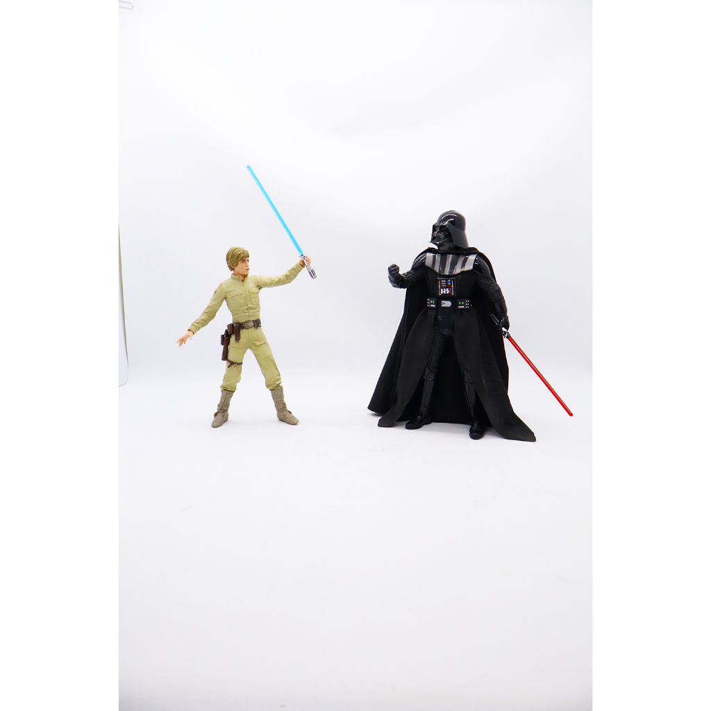 Star Wars The Black Series Hyperreal – Darth Vader Scala 8" – Episodio V L'Impero Colpisce Ancora – Action Figure Collezionabile