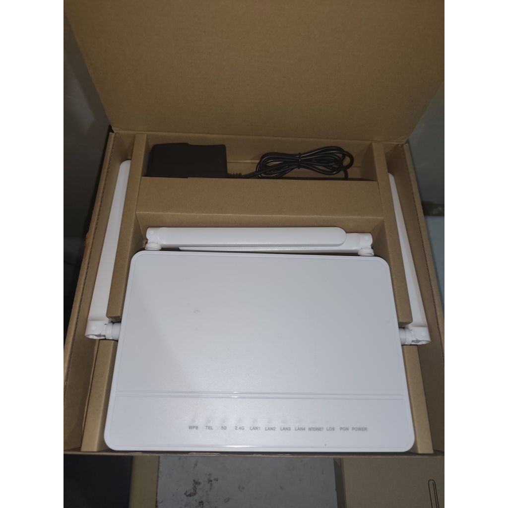 Jual ONT ROUTER R670L XPON DUALBAND PREMIUM 4 antena port biru Thn 2025 ...
