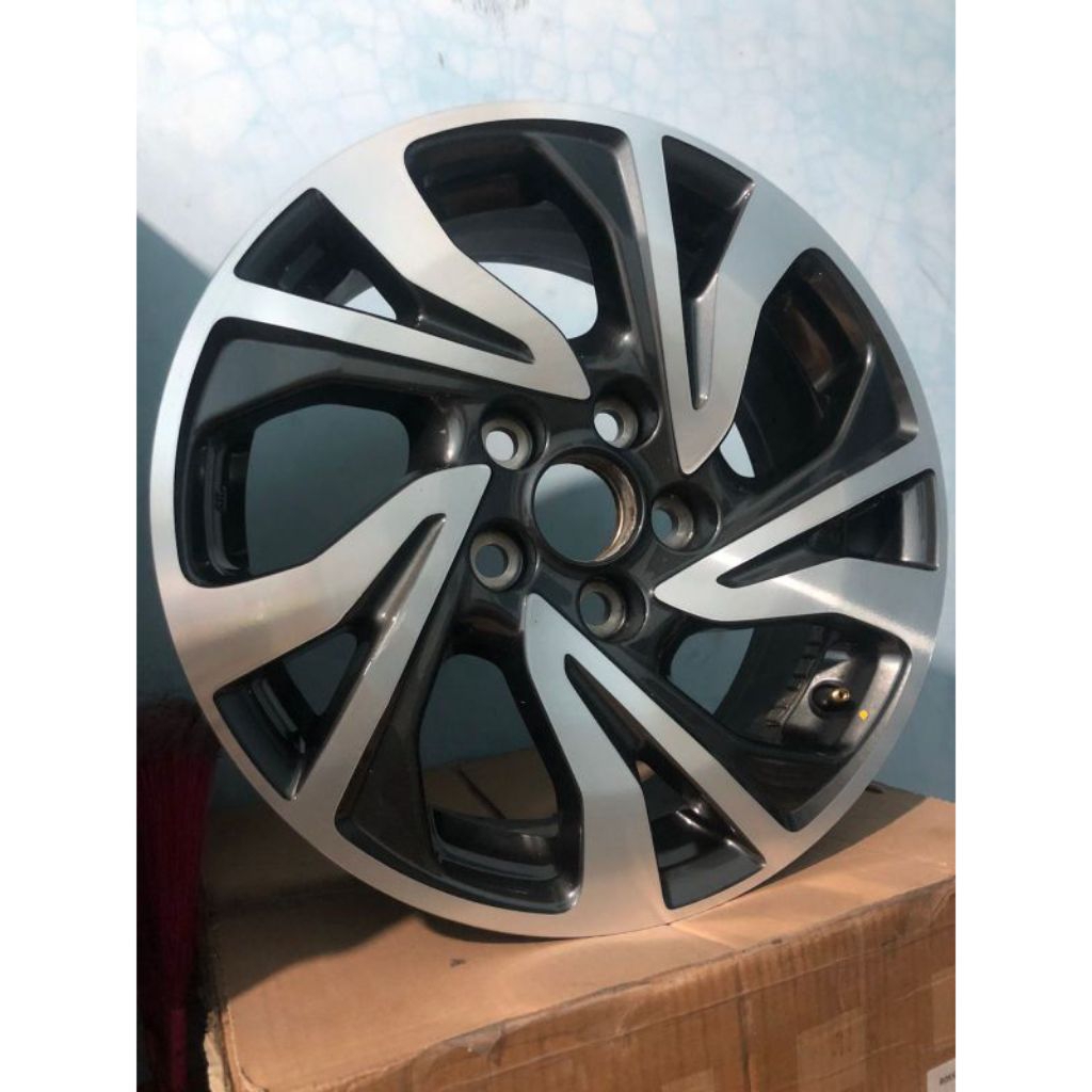 Jual velg innova reborn facelift original 42611-yp250 | Shopee Indonesia