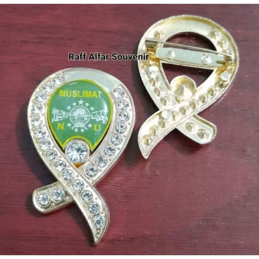 Jual Pin Bros Pin Dada Pin Bros Hijab Kerudung Logo Muslimat NU Gold ...