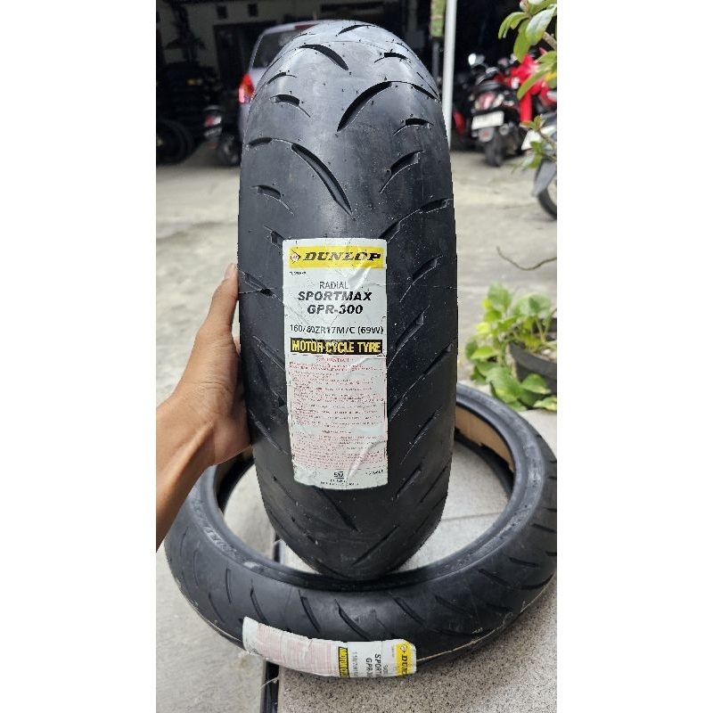 Jual DUNLOP RADIAL GPR300 160/60-17 TUBELESS 160 60 17 KONDISI BARU ...
