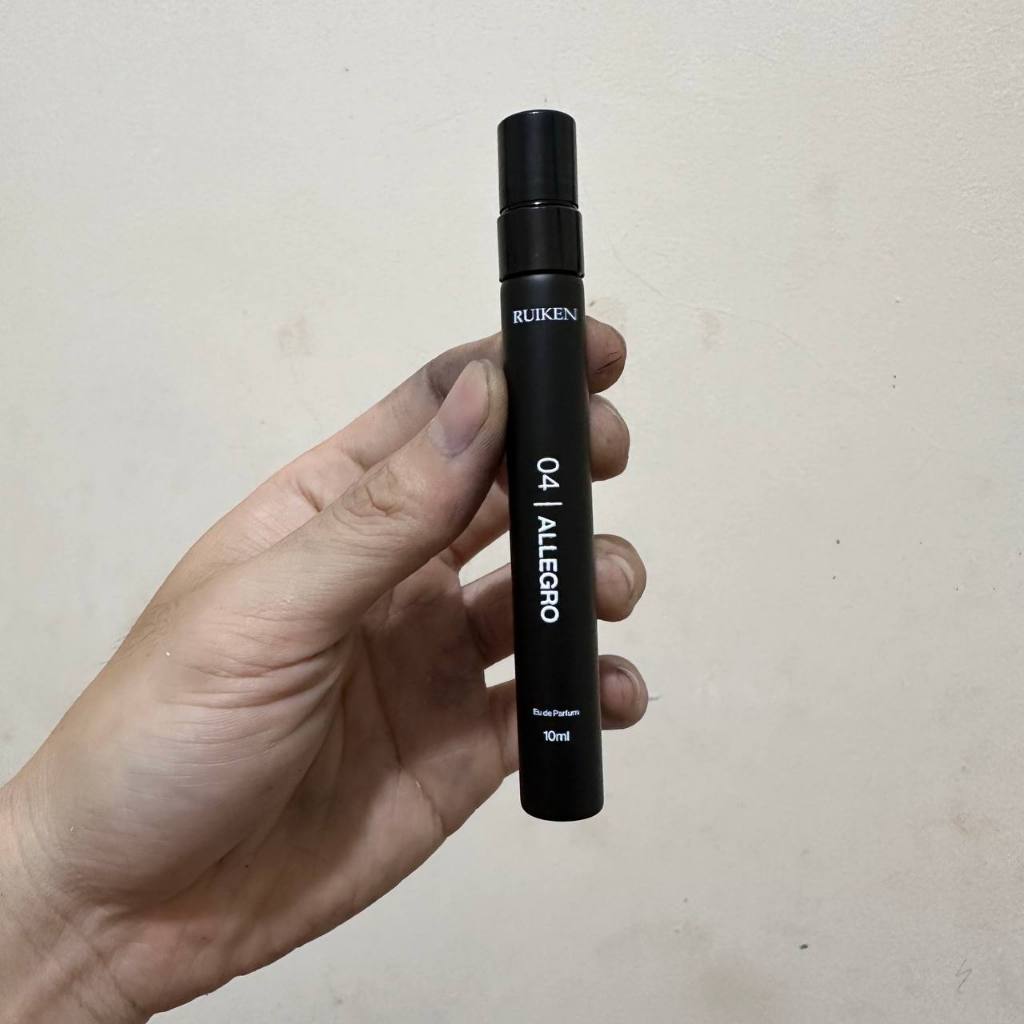 Jual Botol Parfum 10 ml Custom 50 / Custom Botol Spray 10 ml | Shopee ...