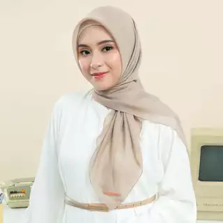 Lozy Hijab - Bianca Paris Voal Square Lozy x Bianca Kartika (Hijab Segiempat Bahan Paris Voal)