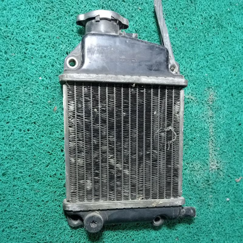 Jual Radiator Honda Vario 110 karbu original copotan | Shopee Indonesia