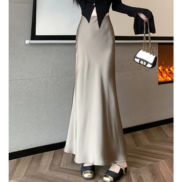 BUTIK Rok Pelukan Pinggul Gaya Korea Rok Ekor Ikan Satin Midi Wanita Ceruk Pinggang Tinggi