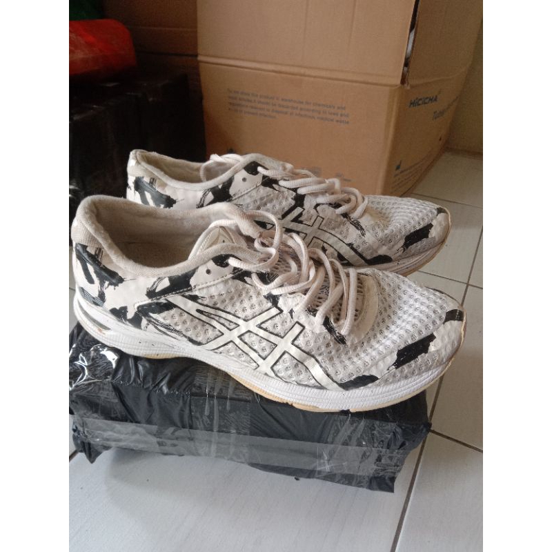 Jual sepatu running Asics bekas | Shopee Indonesia