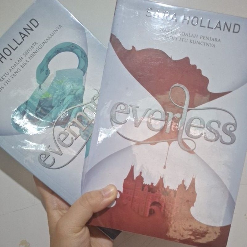 Jual everless/evermore set (1-2) (sara holland) | Shopee Indonesia