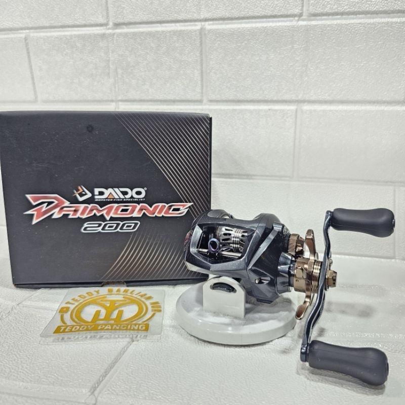 Jual Reel BC Daido Daimonic 200, Silver Bronze (Handle Kiri) | Shopee ...