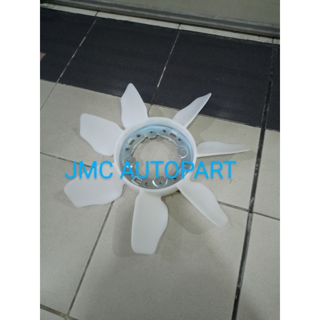 Jual kipas radiator kipas shroud fan Innova Fortuner Hilux diesel ...