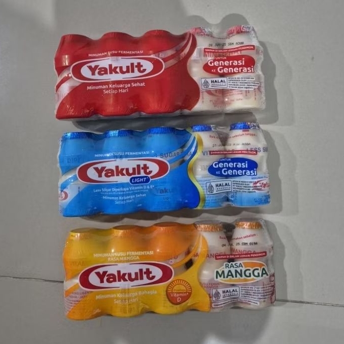 Jual Yakult drink minuman probiotik ORIGINAL / LIGHT / MANGGA susu ...
