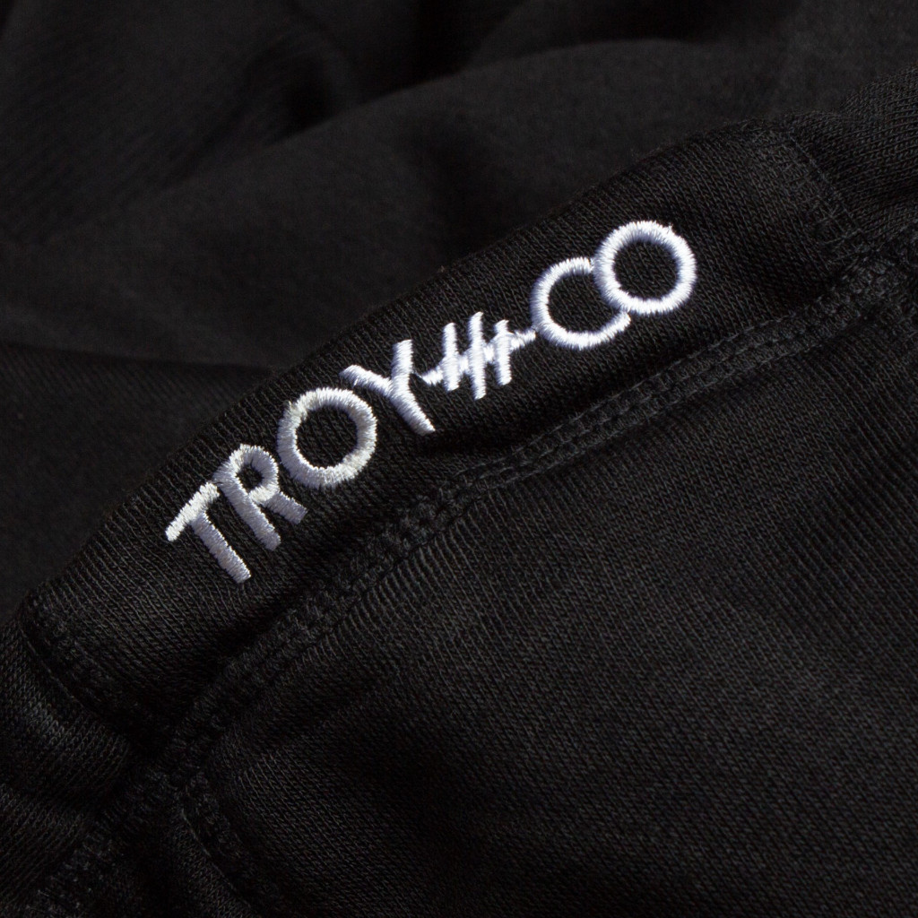 Jual Troy Company Hoodie Hitam Tengkorak Jaket Distro Cowok KH 2353 ...