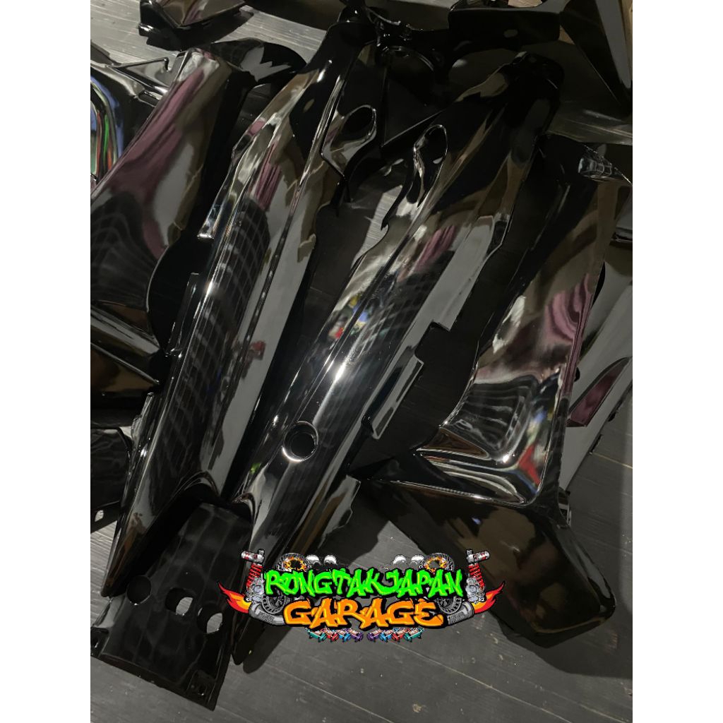 Jual Full set bodi halus fiz r f1zr fizr full hitam polos cover body ...