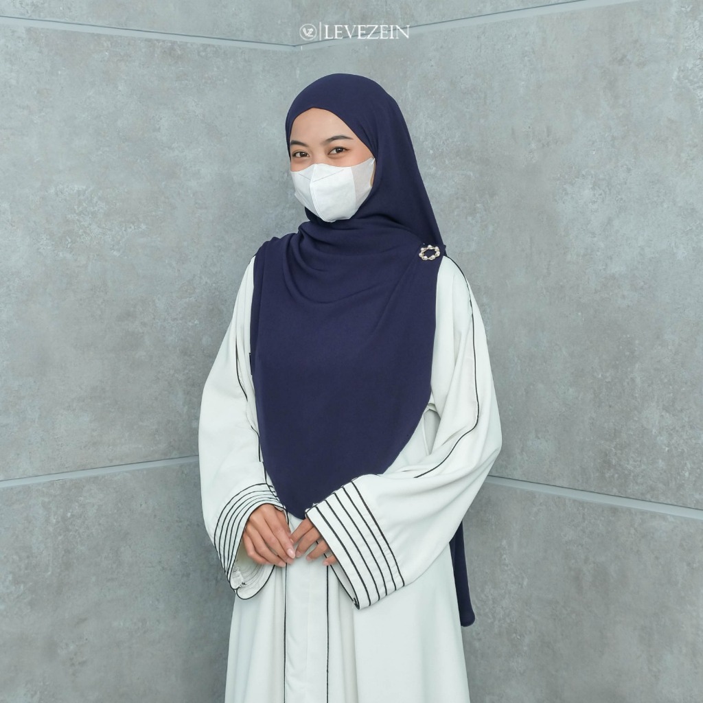 Laiba Khimar Bergo Instan Oval SYARI Non Pad Tali Belakang Bahan Maheen ANTI UV By Levezein