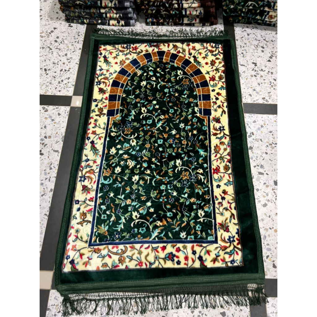 Jual Sajadah Tebal motif raudah ada 4 pilihan warna | Shopee Indonesia