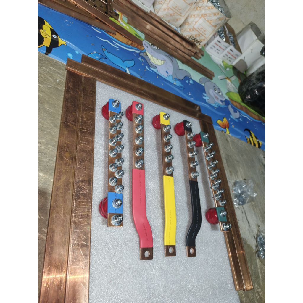 Jual BUSBAR 3×20 RSTN + GROUND PANJANG 25 CM UNTUK MCCB 125A | Shopee ...