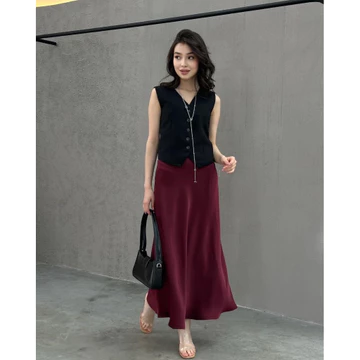 ROUIE Zatta Skirt Satin Skirt Maxi Rok Satin Silk High Quality Rok Satin Duyung Size Lengkap S