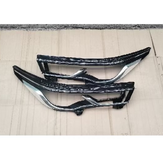 Jual frame Toyota Innova zenix type V, Q dan G ring reflector zenix ...
