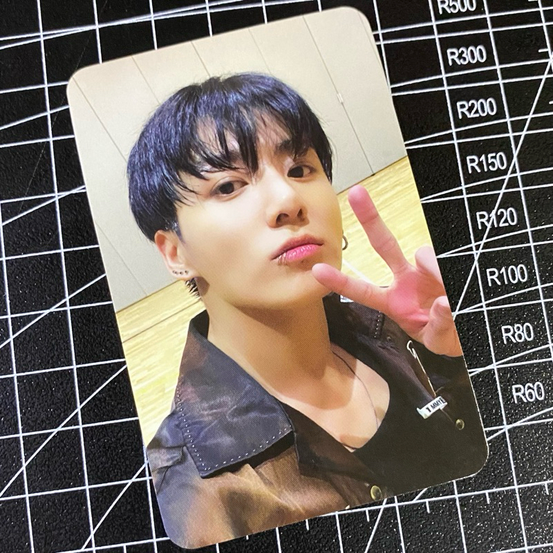 Jual Photocard Jungkook BTS Golden YZY Yetimall China