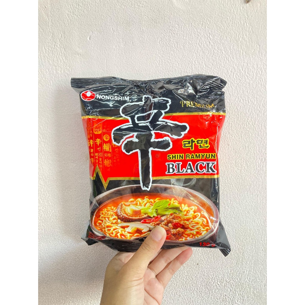Jual NONGSHIM BLACK SHIN RAMYUN MUSHROOM - PREMIUM NOODLES INSTANT ...