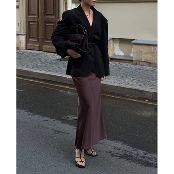 Hilya Skirt By Landzie Rok Duyung Span Press Body Bawahan Perempuan Acara Pesta Formal Rok
