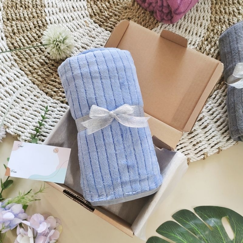 Hampers Kado 1 Pcs Handuk Size Besar / hadiah pernikahan / wedding/ lebaran / seserahan / wisuda / ramadhan by hazeera