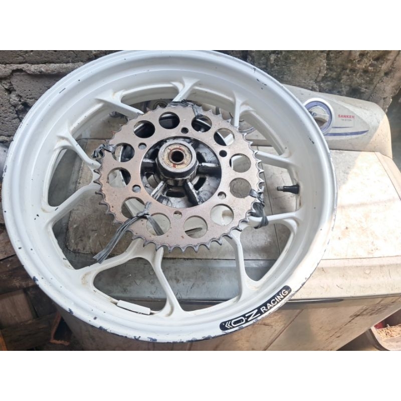 Jual Velg r25 r 25 mt25 mt 25 yamaha 250 cc pelek racing palang ...