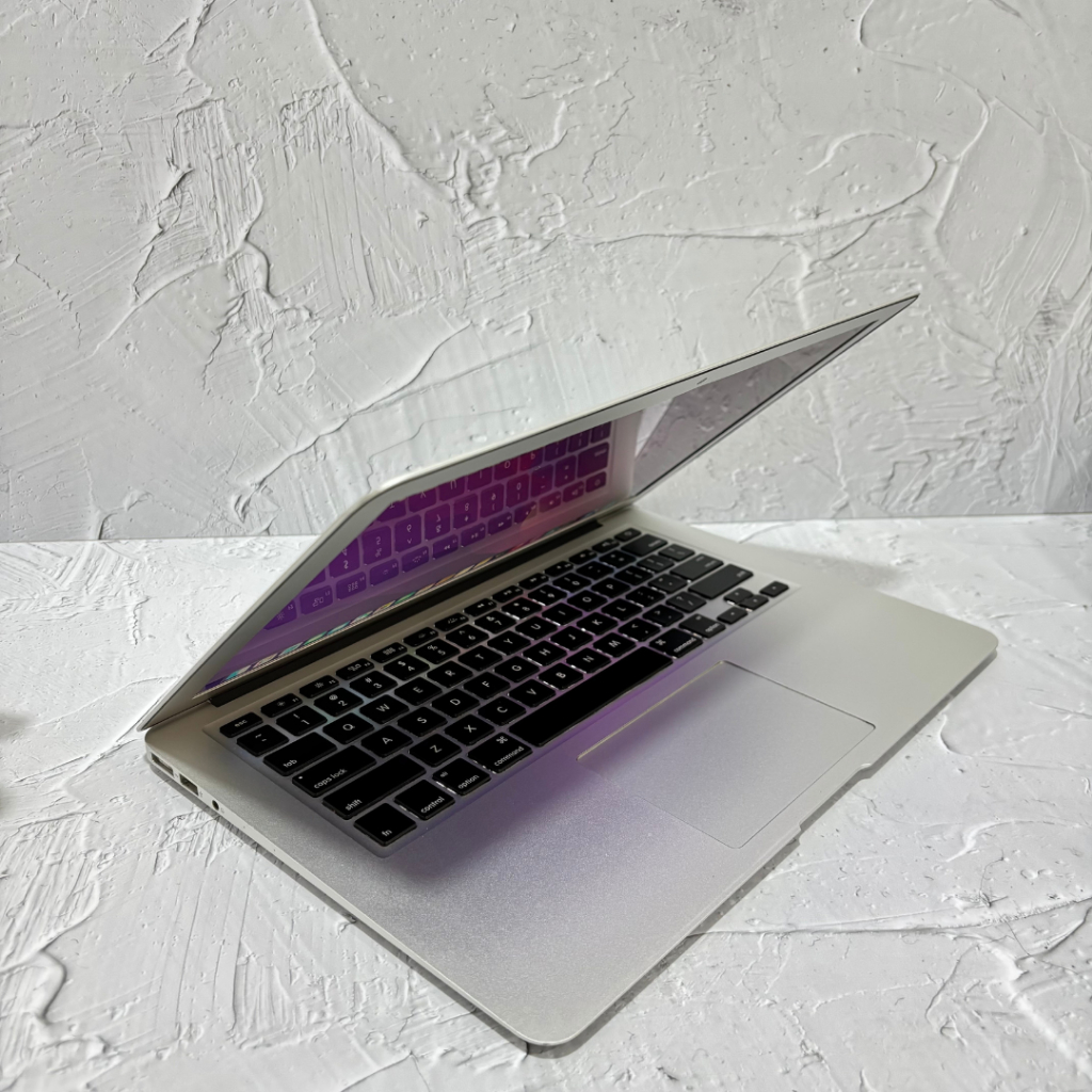 中古〕Apple(アップル) MacBook Air 13.3-inch Mid-2017 MQD32J