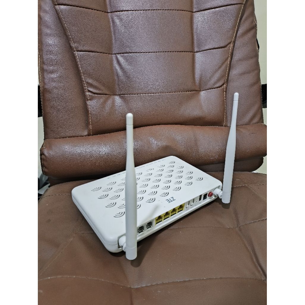 Jual ZTE ZXHN F660 GPON ONT Port FO Biru Access Poin OBRAL GILAA ...