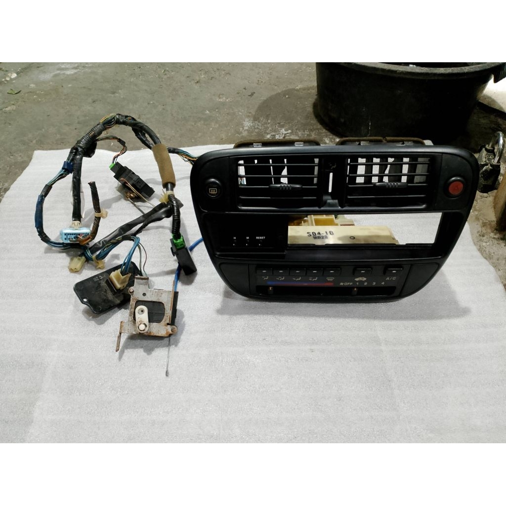 Jual panel AC mobil Honda Civic Ferio original copotan set kabel ...
