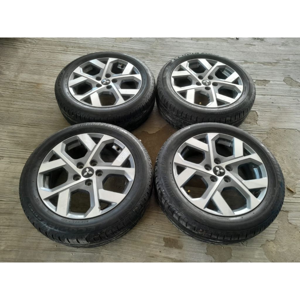 Jual VELG SECOND ORI NEW X-PANDER CROSS R17 H5X114,3 + BAN BS ECOPIA ...