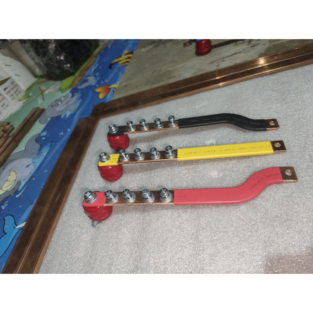Jual BUSBAR 3×15 RST PANJANG 20 CM UNTUK MCCB 30A/100A | Shopee Indonesia
