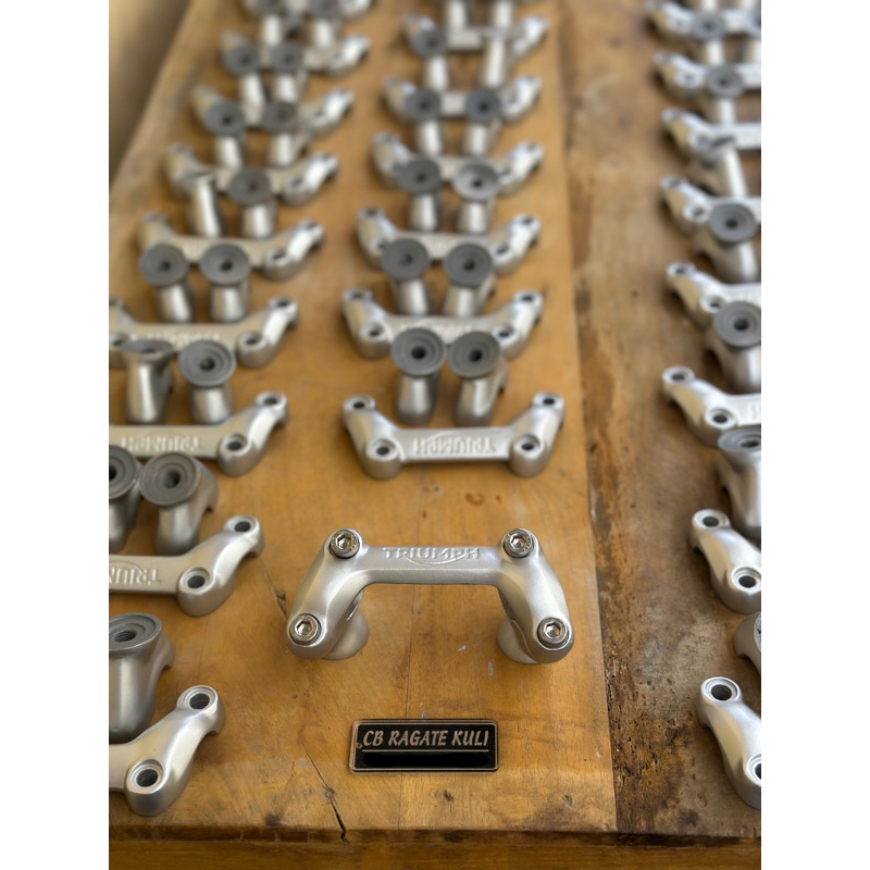 Jual raiser triumph detail mirip original ( hand Made ) | Shopee Indonesia