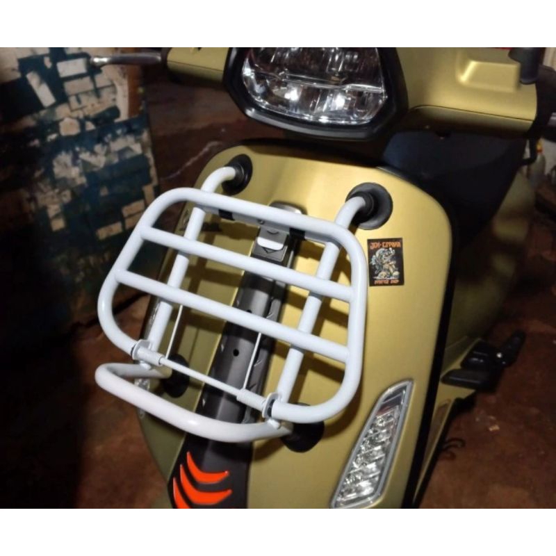 Jual rack depan Sprint S aksesoris vespa front rack Primavera sprint s ...