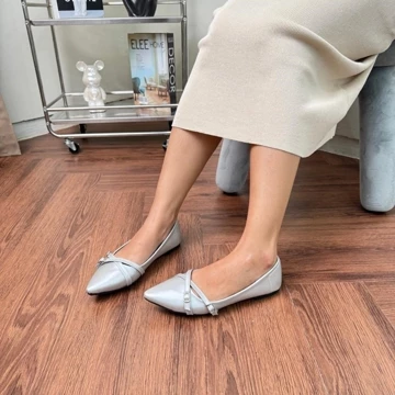 EXECUTIVE Molly Flatshoes Wanita Sepatu Flat