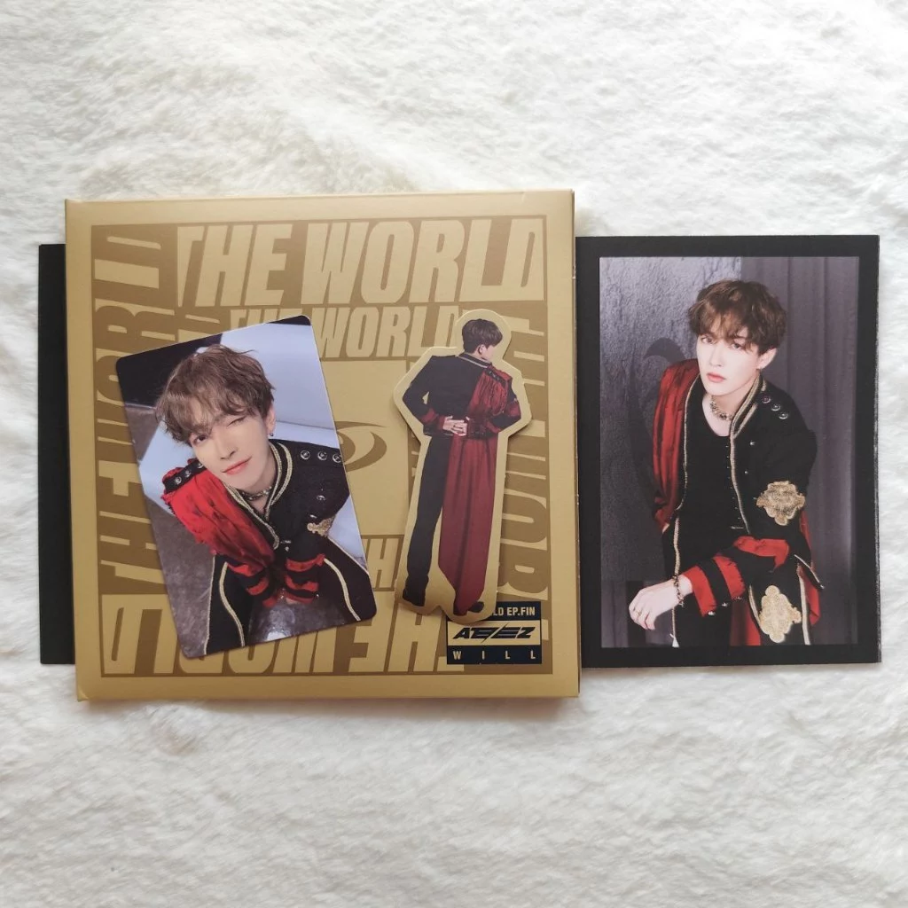 PIN AESPA dan Aksesori untuk Penggemar K-Pop